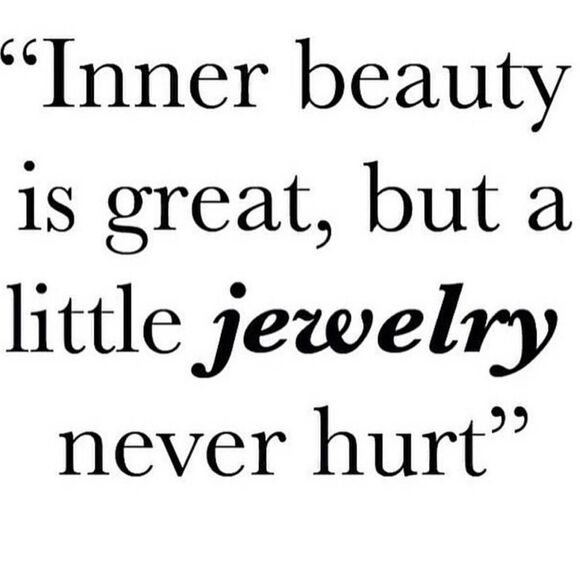 Samantha Faye Arrowhead Necklace - NWT - Picture 6 of 6